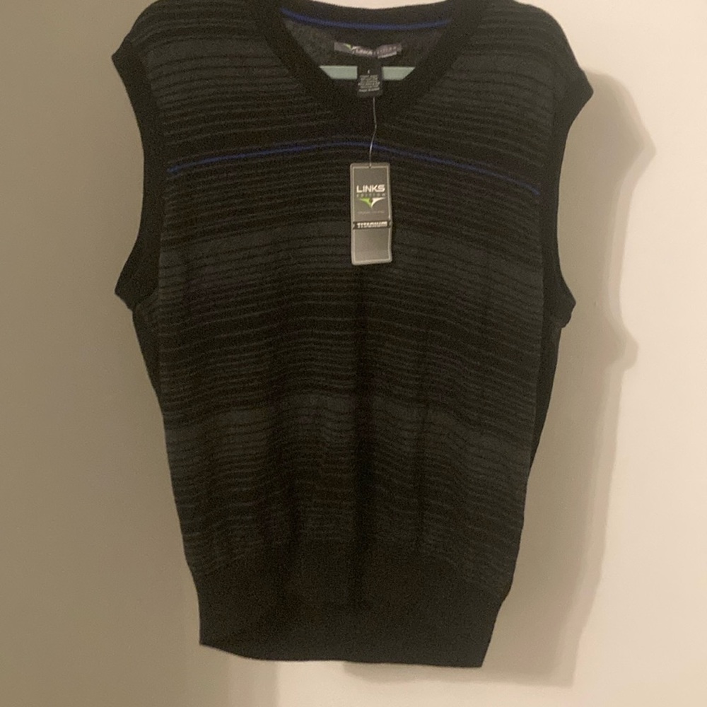 NWT Sz L Casual/ Golf /Preppy Link Black Sweater Vest for Men